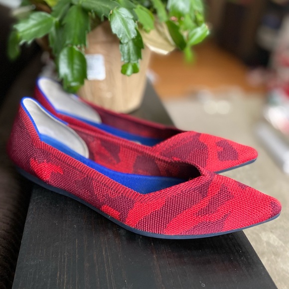 Rothy’s The Point - Red Camo + Point Insole - Picture 2 of 10